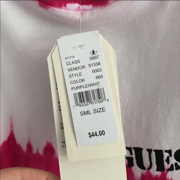 Nwt Guess tee - Picture 6 of 6